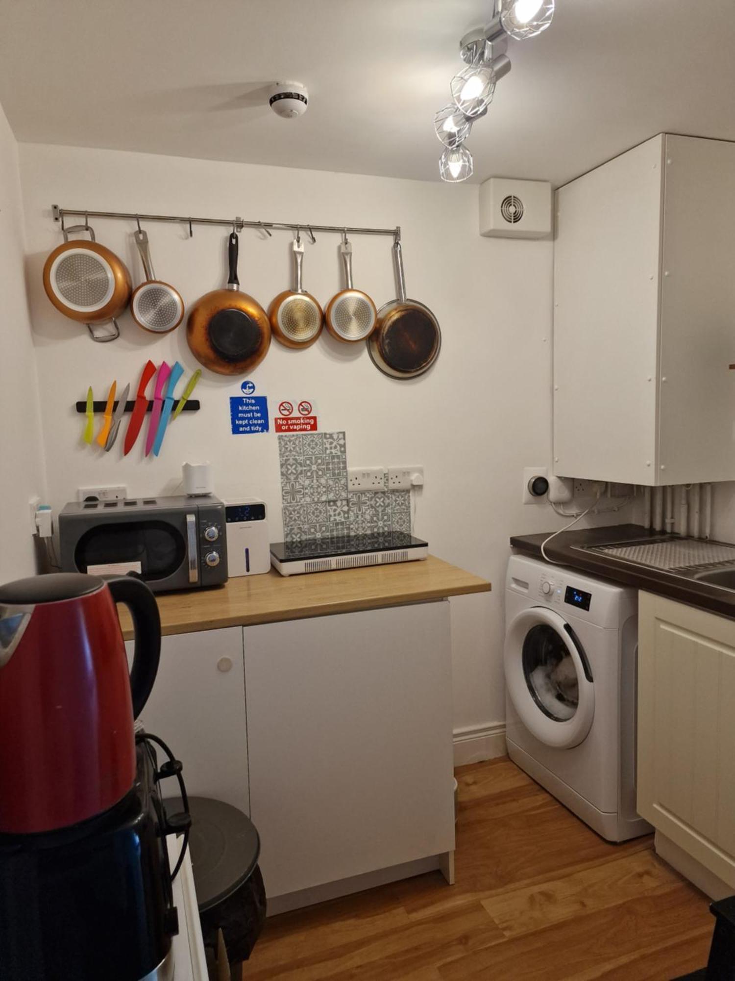 Aunty Katie'S House, Ni Tourist Board Certified & Located On The Main Oldpark Road To Belfast, With Free Continental Breakfast & Free Ultra Fast Sky Internet, Free Sky Sports & Free Sky Cinema, Self-Check In After 10Pm Gmt Exterior foto