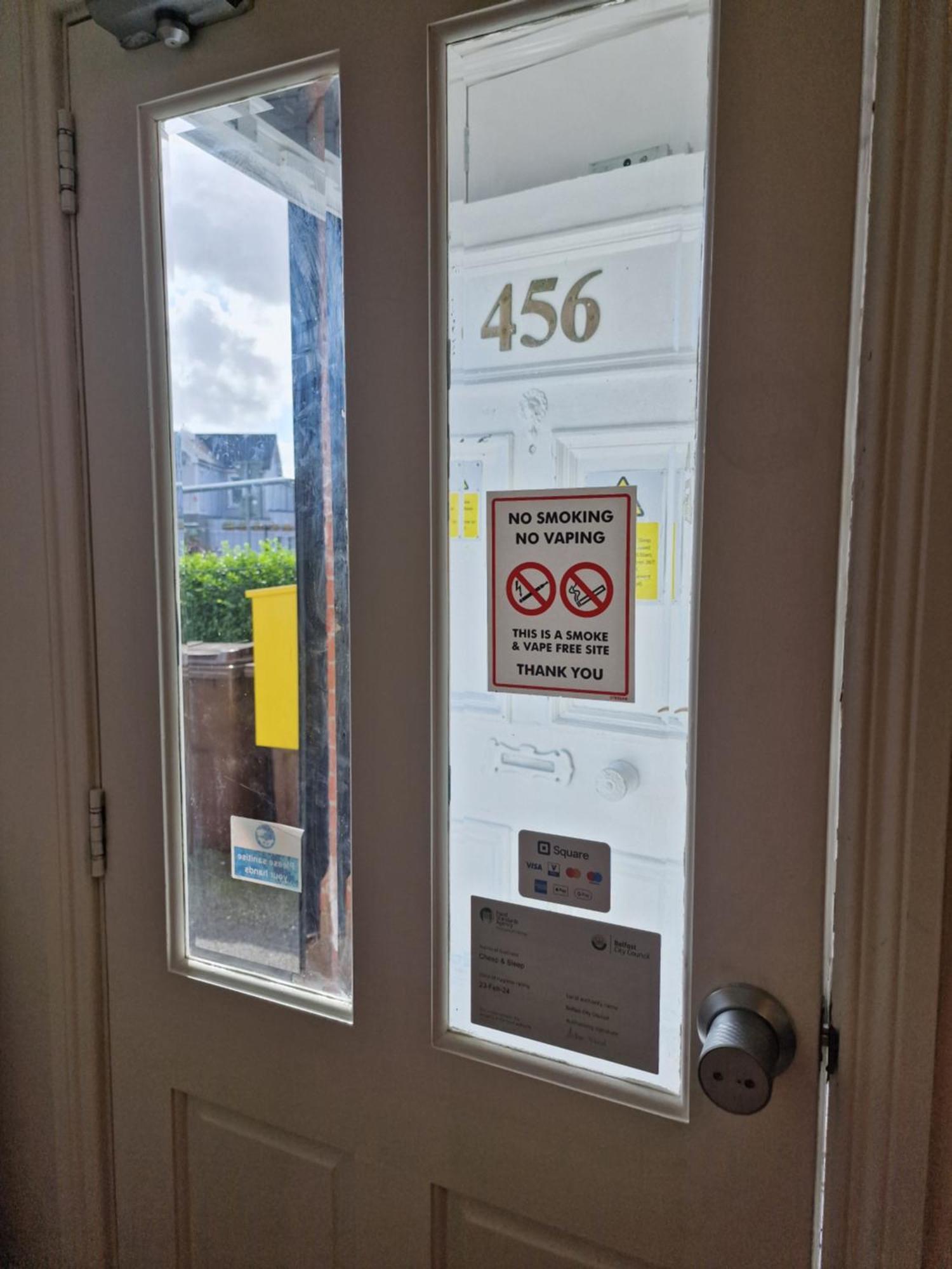 Aunty Katie'S House, Ni Tourist Board Certified & Located On The Main Oldpark Road To Belfast, With Free Continental Breakfast & Free Ultra Fast Sky Internet, Free Sky Sports & Free Sky Cinema, Self-Check In After 10Pm Gmt Exterior foto