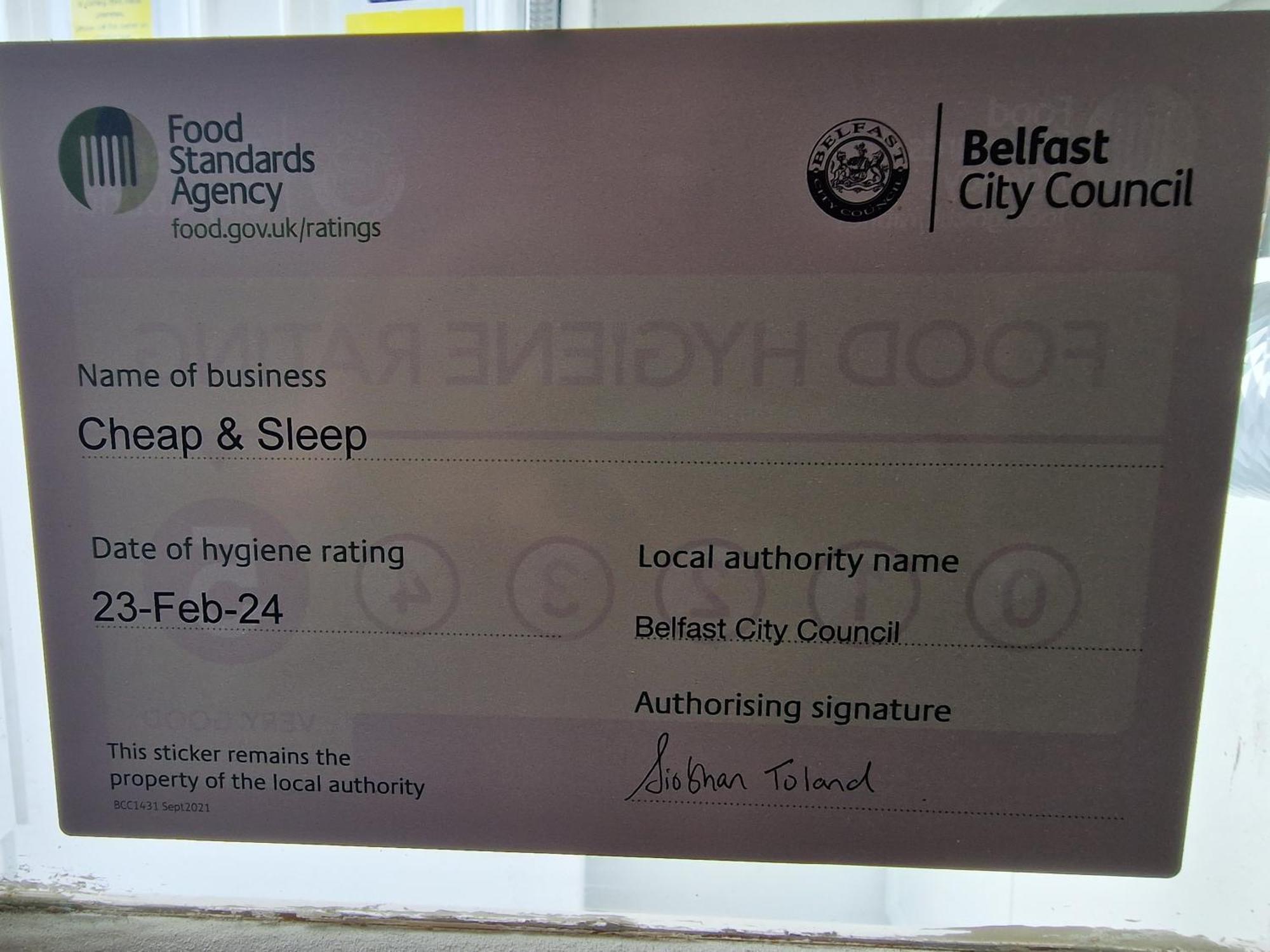 Aunty Katie'S House, Ni Tourist Board Certified & Located On The Main Oldpark Road To Belfast, With Free Continental Breakfast & Free Ultra Fast Sky Internet, Free Sky Sports & Free Sky Cinema, Self-Check In After 10Pm Gmt Exterior foto