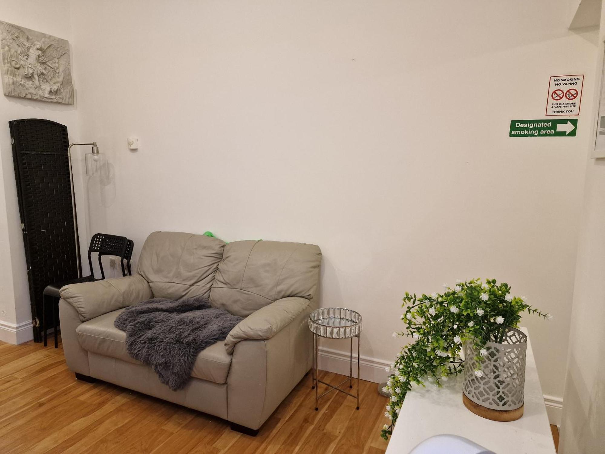 Aunty Katie'S House, Ni Tourist Board Certified & Located On The Main Oldpark Road To Belfast, With Free Continental Breakfast & Free Ultra Fast Sky Internet, Free Sky Sports & Free Sky Cinema, Self-Check In After 10Pm Gmt Exterior foto